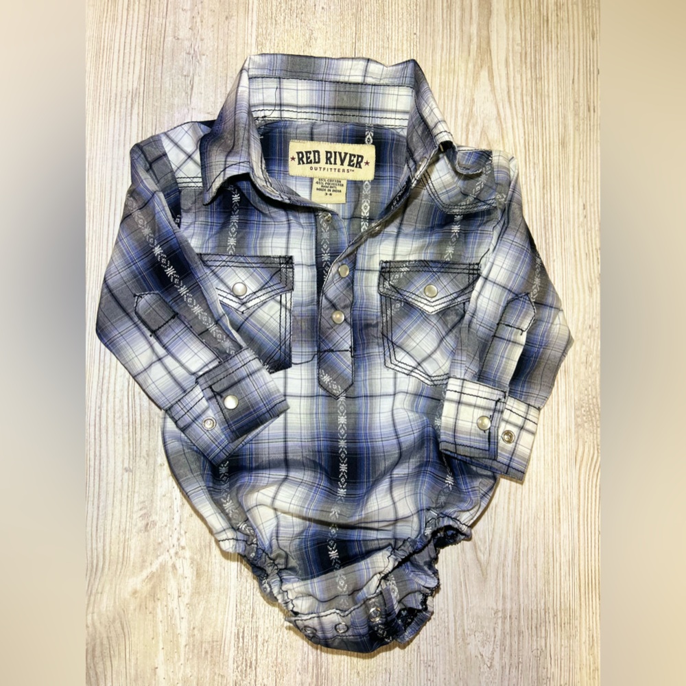 Baby pearl snap onesie